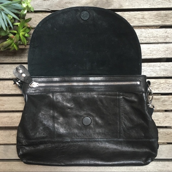 ellington leather messenger bag